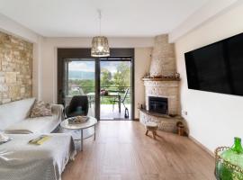 Lefkada view villa Vasiliki 1، فندق في Peratiá