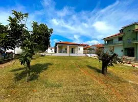 2-Bedroom Luxury Family Home