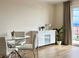 Apartment Araucaria: Crikvenica şehrinde bir otel