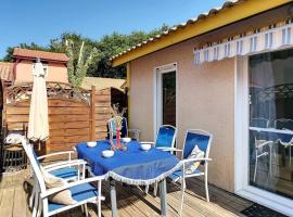 S Pinède 02 Villa 2 chambres dans résidence familiale avec piscine, hotel in Soustons