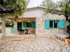 Tsantri Olive Grove residence