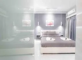 Lux seaside apartment by Volos hospitality