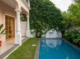 ELIVAAS 3 BHK with Pvt Pool - Panache