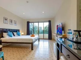 Club22 Kamala Suites, Kamala Beach
