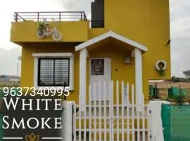 WHITE SMOKE villa