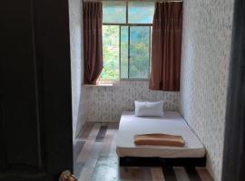 Basung Homestay Sinsuran, hotell i Kota Kinabalu