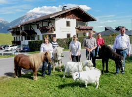 Studlerhof, cabaña o casa de campo en Oberperfuss