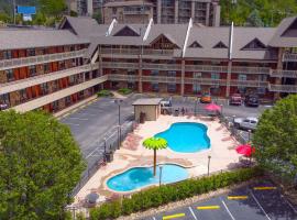 Crossroads Inn & Suites, motel a Gatlinburg