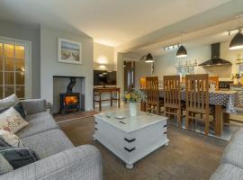 2 Dix Cottages, hotel in Thornham