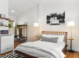 Aawanui Studio Suite.ʻoluʻolu komo