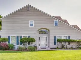 Charming Lewes Townhome with Sunroom 5 Mi to Beach!
