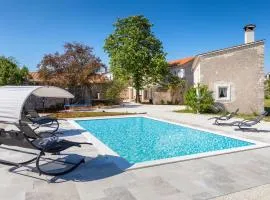 Lovely Home In Modrusani With Outdoor Swimming Pool