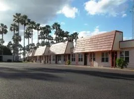 Victoria Palms Inn and Suites