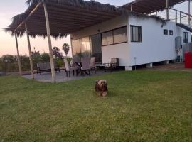 The Pacific Cottage, Hotel in Chincha Baja