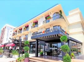 PREMIUM INN City Hotel & Restaurant Central Shopping Street Location !