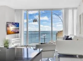 Icon Hotel W large suite 2bedroom Bay View
