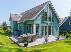 Luxurious 3 Bedroom New England Style Villa - Trewhiddle V8, hotel v destinaci St Austell