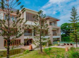 Nichahome Luxury Villa, family hotel in Hua Hin