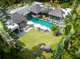 Luxury 3BR Villa C Layan Estate: Idyllic Retreat near Beach，拉揚海灘的飯店