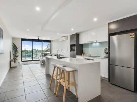 Viesnīca Modern Coastal Apartment - Walk to beach and shops pilsētā Buddina