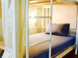 Bunkbed for 2 persons in Mixed dorm#FreeWifi#A/C