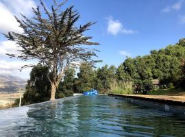 Casa amplia y luminosa de 300m2 en terreno 3000 m2, hotel i La Serena