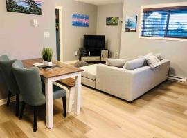 Olympic Views - Cozy Modern 2Br Suite, leilighet i Victoria
