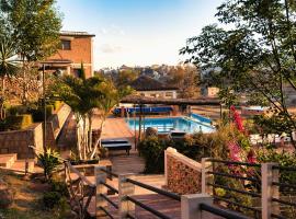 BG Tours, hotel with pools in Ambohijanaka