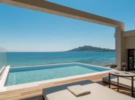 Nerea Deluxe SeaFront Villa, Iconic Infinity Pool, By ThinkVilla, hotel em Zakynthos Town