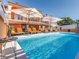 Nice Home In Banjole With Jacuzzi