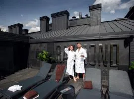 Hotel Raymond