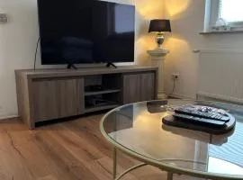 FeWo Lindenallee Modern & Ruhig