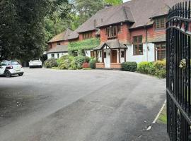 Maywoods Apartment, hotel cerca de Club de golf Wentworth, Virginia Water