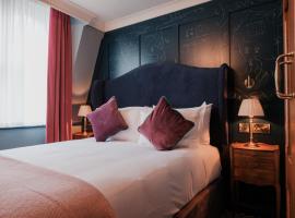 The Sanctuary House Hotel, hotel near Houses of Parliament, London