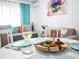 L&R Boutique Apartment
