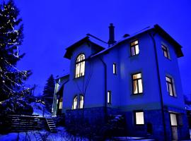 Vila Stecker - Zámeček pod Špičákem, hotel v Tanvaldě