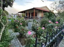 Valsamo Luxury Cottage