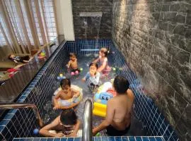 Homestay Wee Inn JB INDOOR POOL