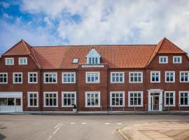 Skovsgård Hotel, hotel di Brovst