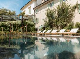 Classique, hotel u gradu 'Lazise'