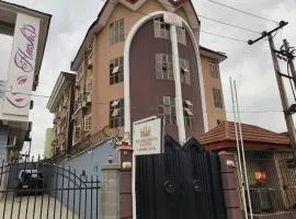 4th Apartment and Suites