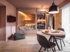 Rousa little guesthouse Cosy Plus, hotel v destinaci Rasun di Sopra