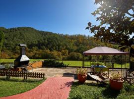 El Xalet, El Reixac Casa Rural, hotel a Sant Joan de les Abadesses