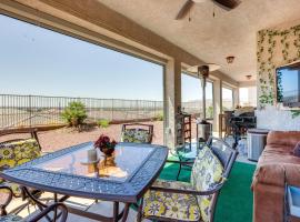 Sunny Laughlin Home with Fire Pit!, hotell i Laughlin