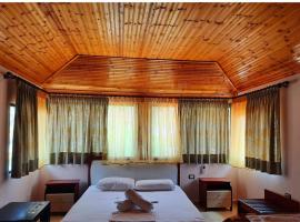 Hotel Marsil: Tepelenë şehrinde bir otel