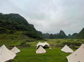 Cao Bang Eco Camping, luxury tent in Cao Bằng