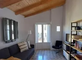 FeelhomeVIC. Ático con terraza en centro histórico