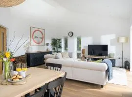 The Hideaway, Modern 3 bed in Tintagel, Cornwall