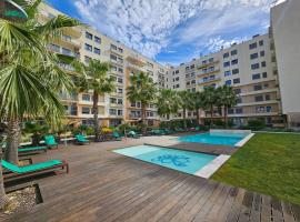 River Terrace & Pool View - Seixal, khách sạn ở Seixal