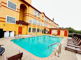Quality Suites San Antonio Brooks City Base, hotel in San Antonio